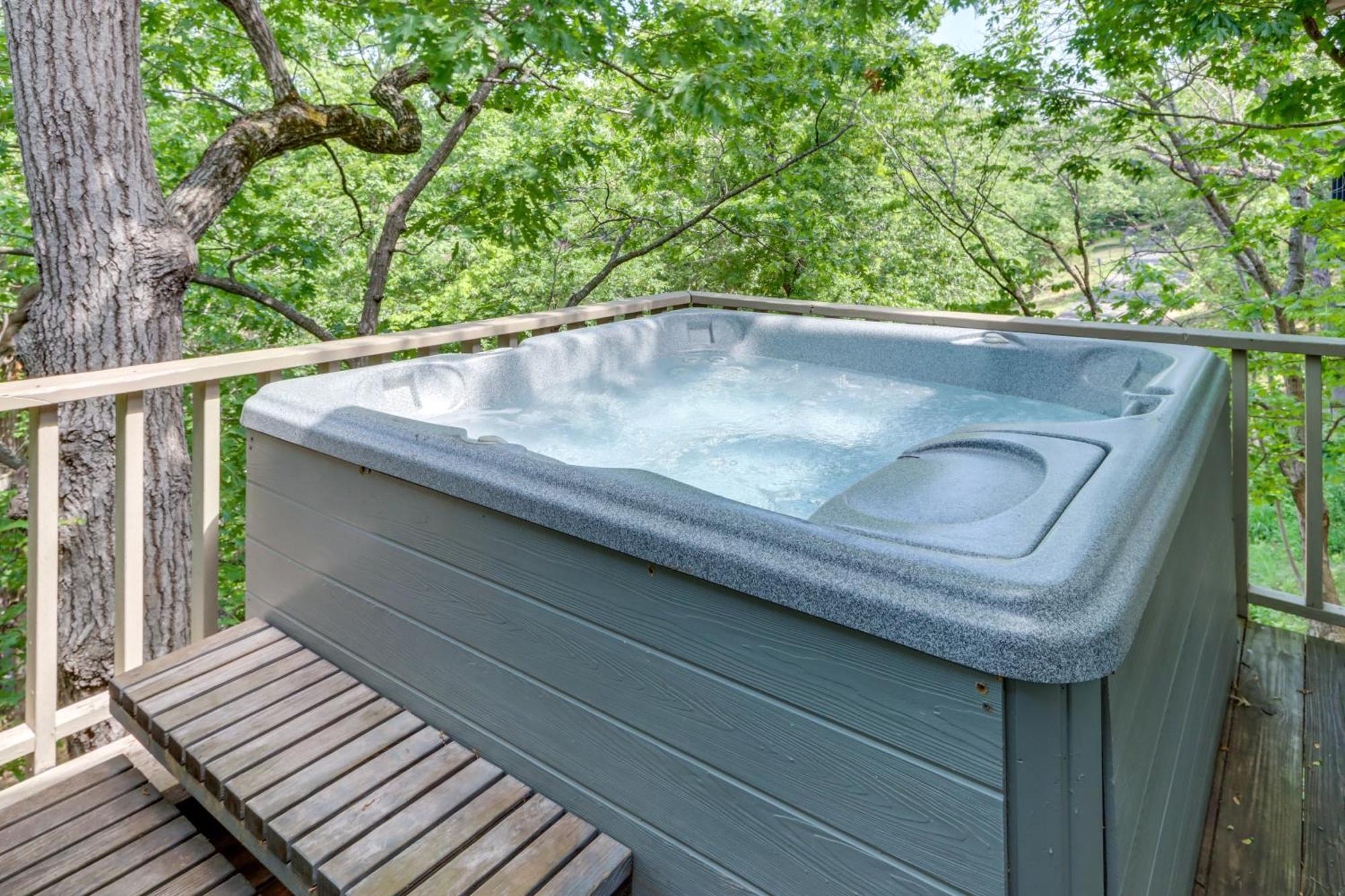 Hot Tub And Fire Pit Margaritaville Home! شاطئ أوسيدج المظهر الخارجي الصورة